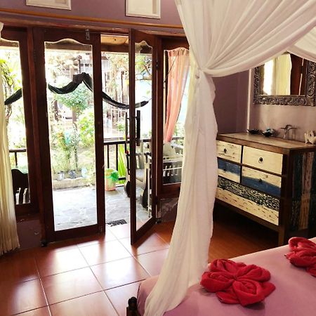 Bed and Breakfast Salon De Nomad Gili T. Gili Trawangan Exterior foto