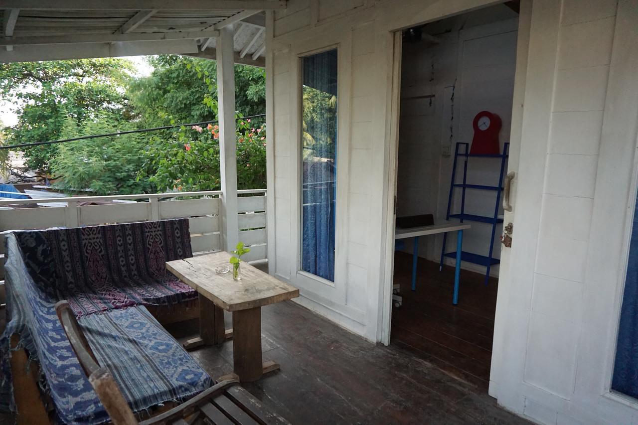 Bed and Breakfast Salon De Nomad Gili T. Gili Trawangan Exterior foto
