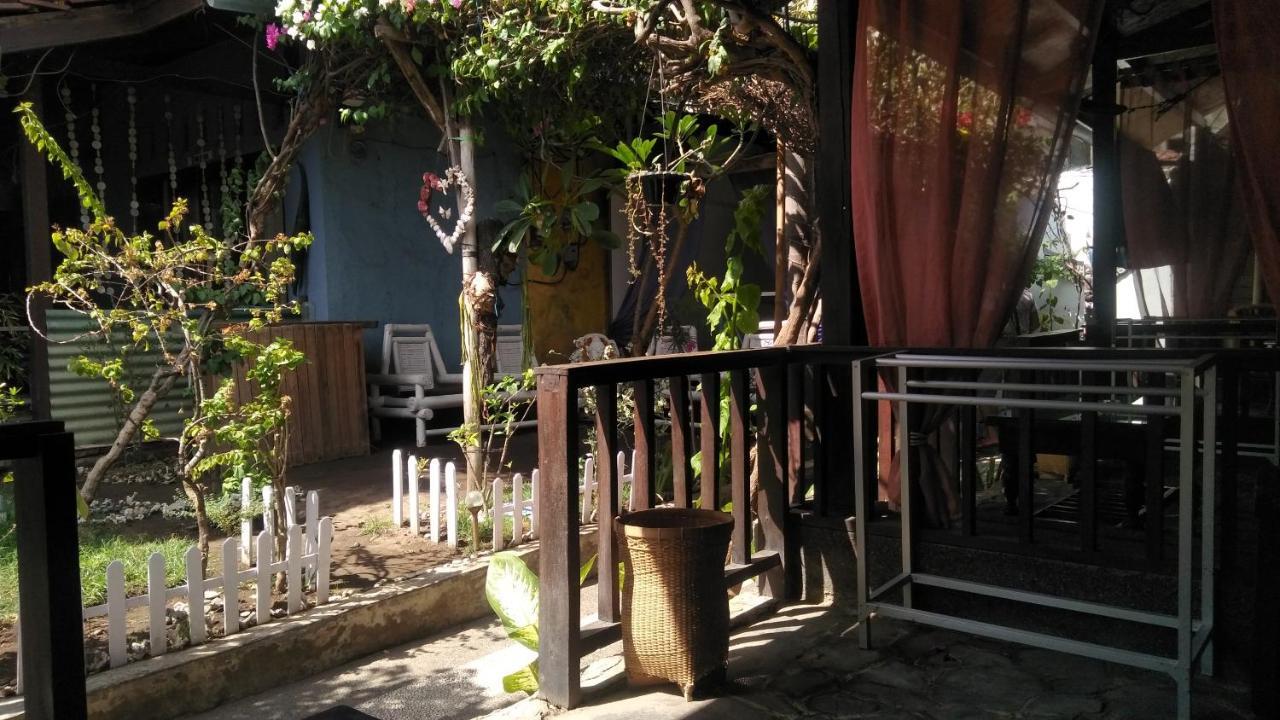 Bed and Breakfast Salon De Nomad Gili T. Gili Trawangan Exterior foto