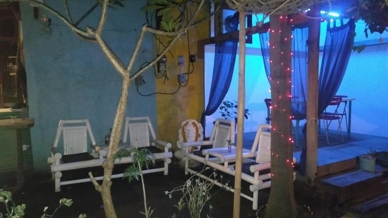 Bed and Breakfast Salon De Nomad Gili T. Gili Trawangan Exterior foto