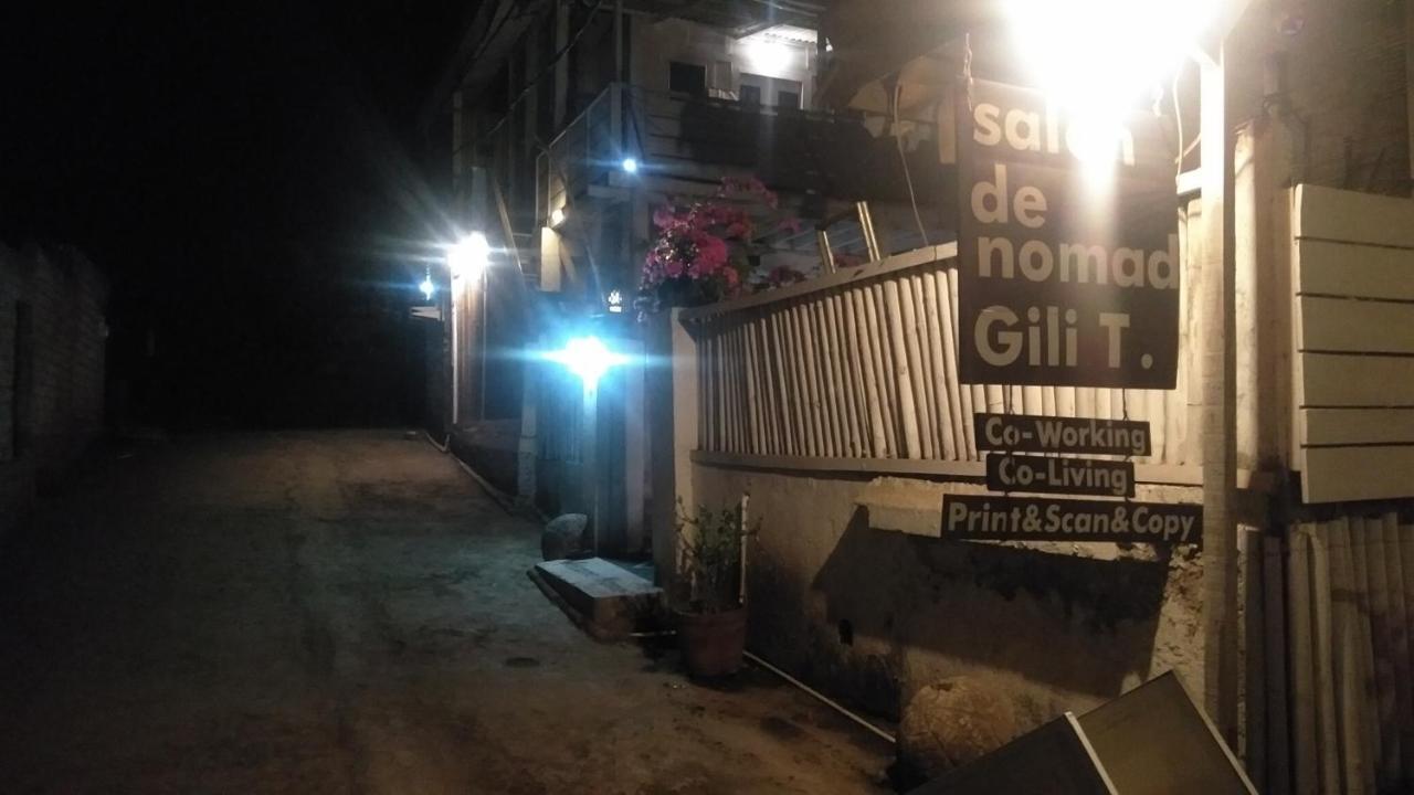 Bed and Breakfast Salon De Nomad Gili T. Gili Trawangan Exterior foto